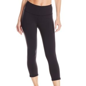 Lucy Perfect Core Capri Crop Legging Grey  L